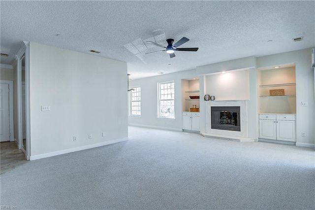 3236 Silver Sands Cir Apt 202, Virginia Beach, VA 23451