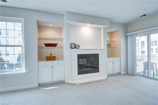 3236 Silver Sands Cir Apt 202, Virginia Beach, VA 23451