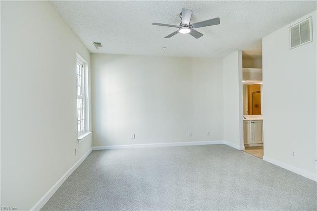 3236 Silver Sands Cir Apt 202, Virginia Beach, VA 23451