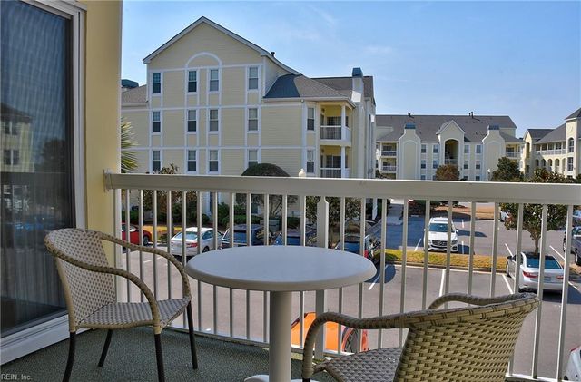 3236 Silver Sands Cir Apt 202, Virginia Beach, VA 23451