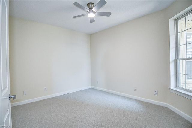 3236 Silver Sands Cir Apt 202, Virginia Beach, VA 23451