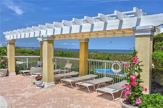 3236 Silver Sands Cir Apt 202, Virginia Beach, VA 23451