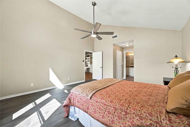 4697 Wickwillow Lane, Alvin, TX 77511