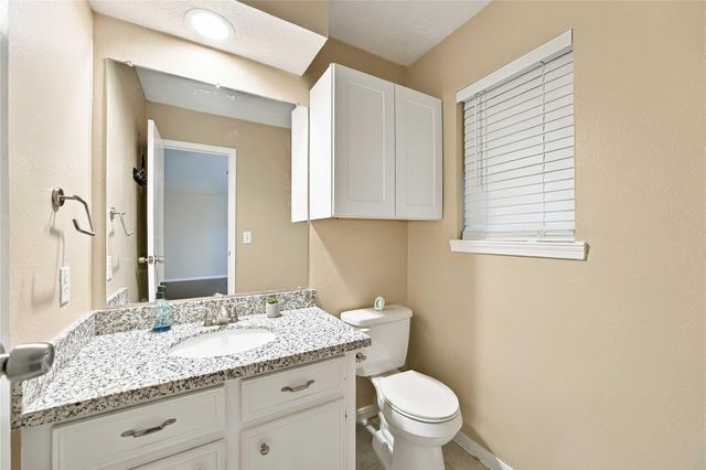 4697 Wickwillow Lane, Alvin, TX 77511