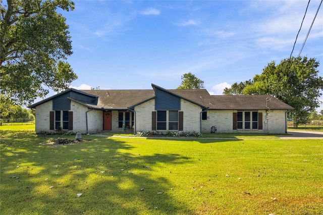 4697 Wickwillow Lane, Alvin, TX 77511