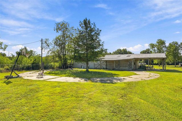 4697 Wickwillow Lane, Alvin, TX 77511