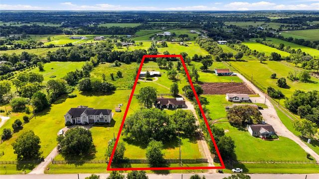 4697 Wickwillow Lane, Alvin, TX 77511