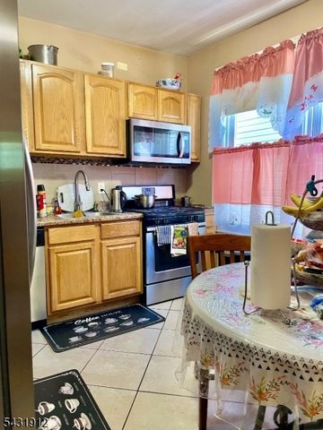 171 Carolina Ave, Irvington Twp., NJ 07111