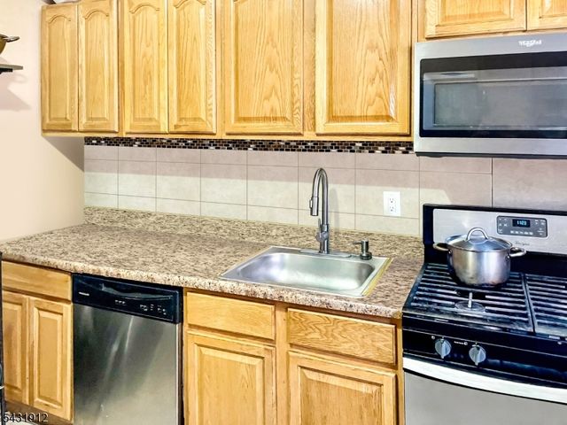 171 Carolina Ave, Irvington Twp., NJ 07111