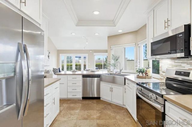 12533 Shropshire Lane, San Diego, CA 92128