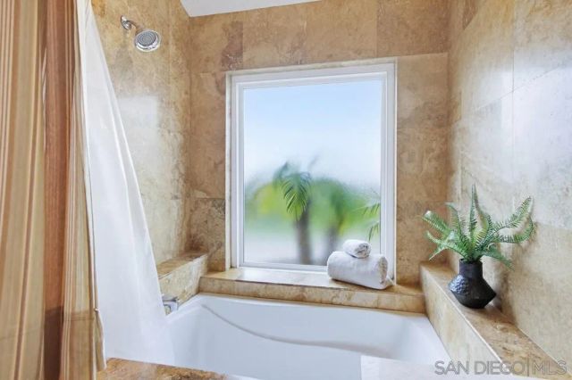 12533 Shropshire Lane, San Diego, CA 92128