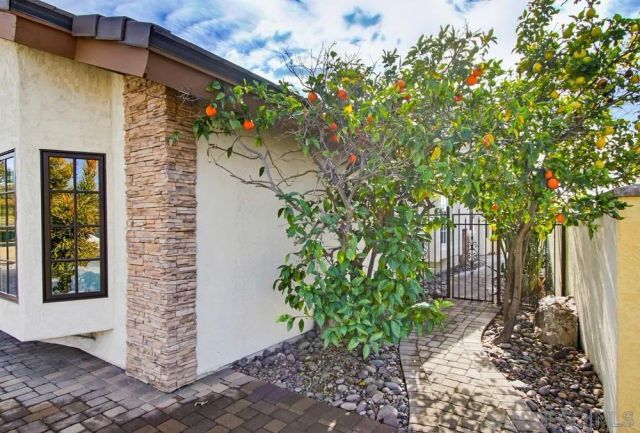 12533 Shropshire Lane, San Diego, CA 92128