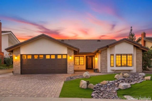 12533 Shropshire Lane, San Diego, CA 92128