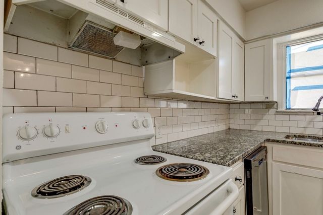 2347 Village Way, Dallas, TX 75216