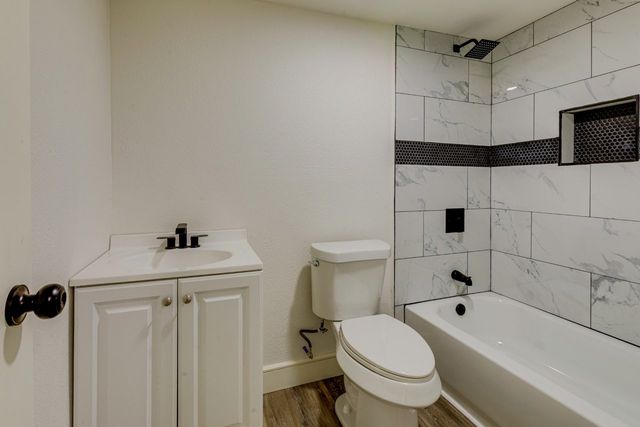2347 Village Way, Dallas, TX 75216