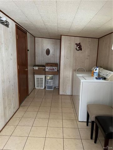 3102 Palmetto Drive, Weslaco, TX 78596