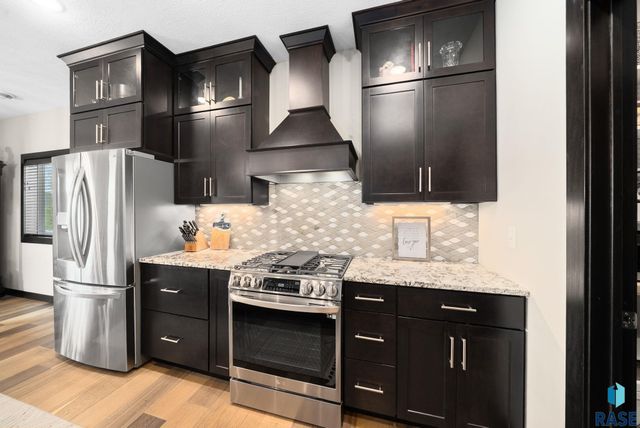 415 E Mary Moore Dr Drive, Tea, SD 57064