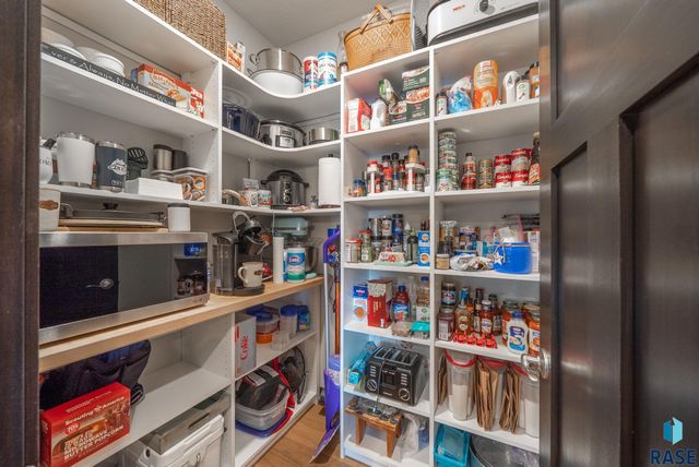 415 E Mary Moore Dr Drive, Tea, SD 57064