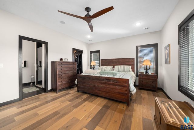 415 E Mary Moore Dr Drive, Tea, SD 57064