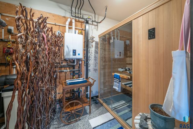 415 E Mary Moore Dr Drive, Tea, SD 57064