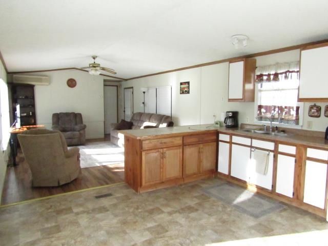 11 Dublin Street, Gorham, NH 03581