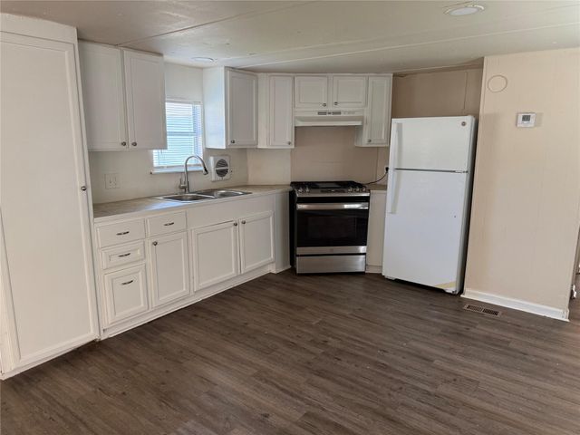 9514 Catlett Lane, La Porte, TX 77571
