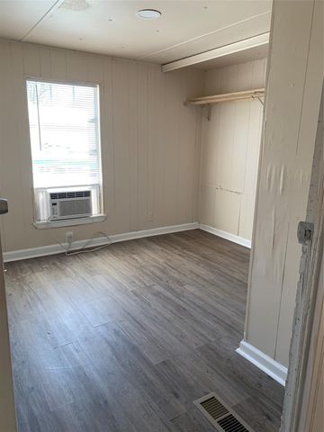 9514 Catlett Lane, La Porte, TX 77571