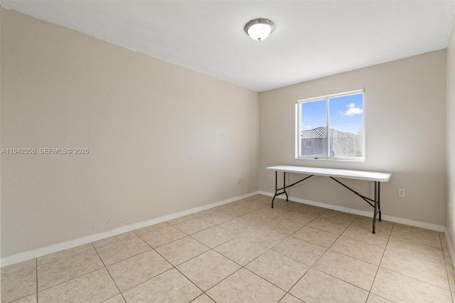 16301 SW 70th St, Miami, FL 33193