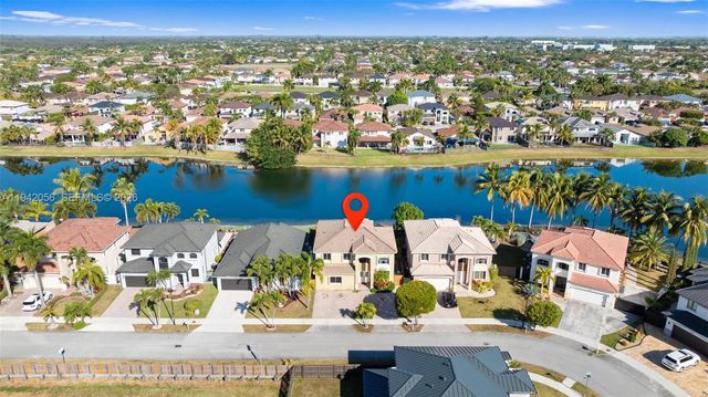 16301 SW 70th St, Miami, FL 33193