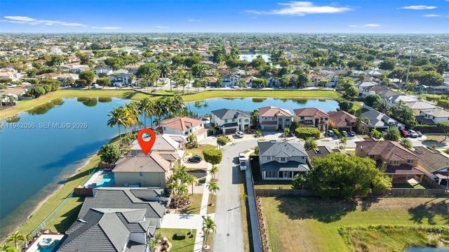 16301 SW 70th St, Miami, FL 33193