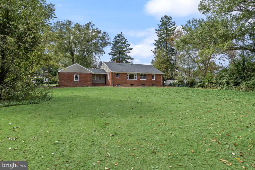 444 E BARBER AVE, Woodbury, NJ 08096 — photo 3