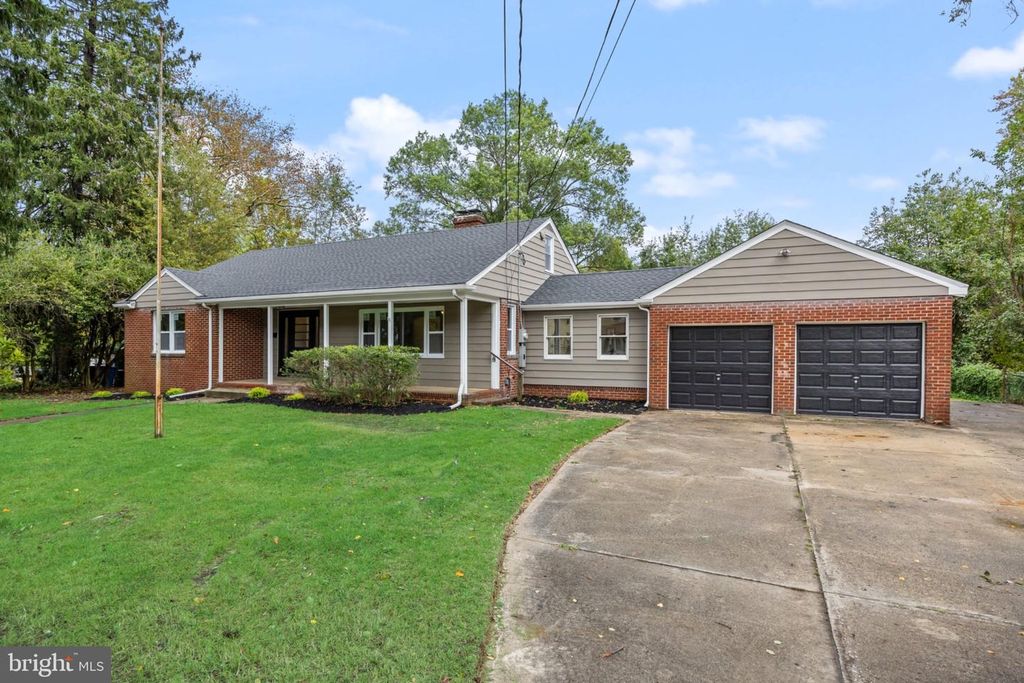 444 E BARBER AVE, Woodbury, NJ 08096 — photo 5