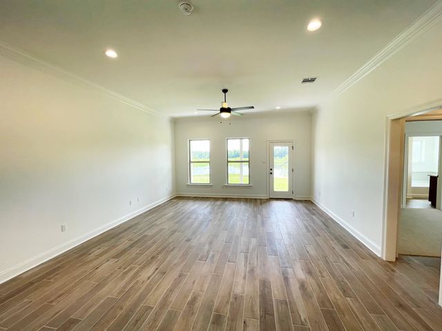 437 Rue Evangeline, Houma, LA 70364