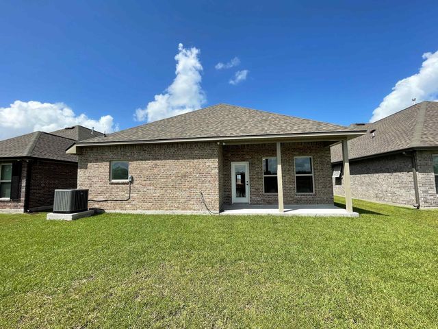 437 Rue Evangeline, Houma, LA 70364