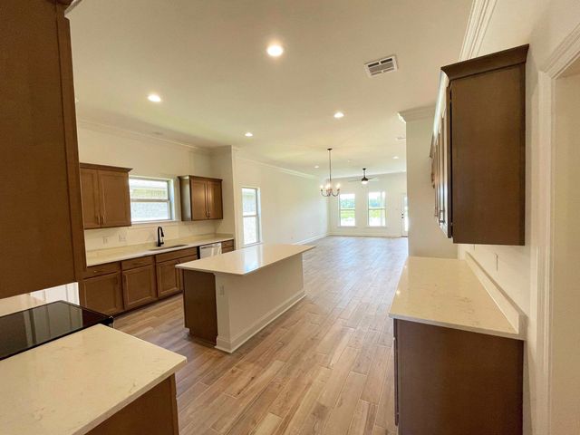437 Rue Evangeline, Houma, LA 70364