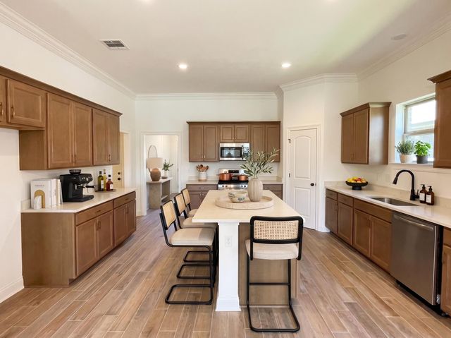 437 Rue Evangeline, Houma, LA 70364