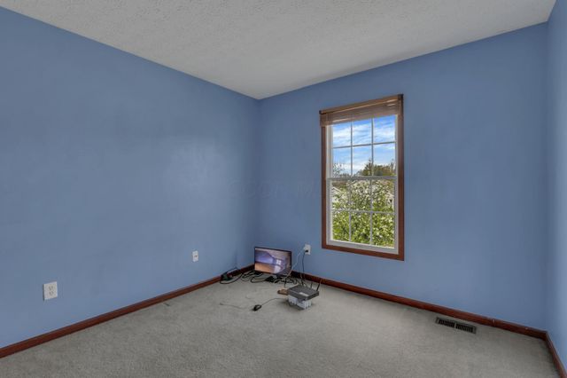 8483 Arlen Drive, Blacklick, OH 43004