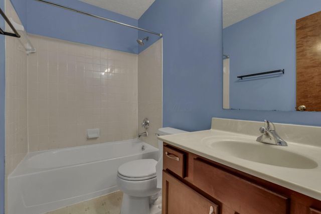 8483 Arlen Drive, Blacklick, OH 43004