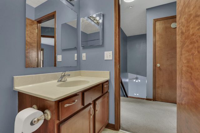 8483 Arlen Drive, Blacklick, OH 43004