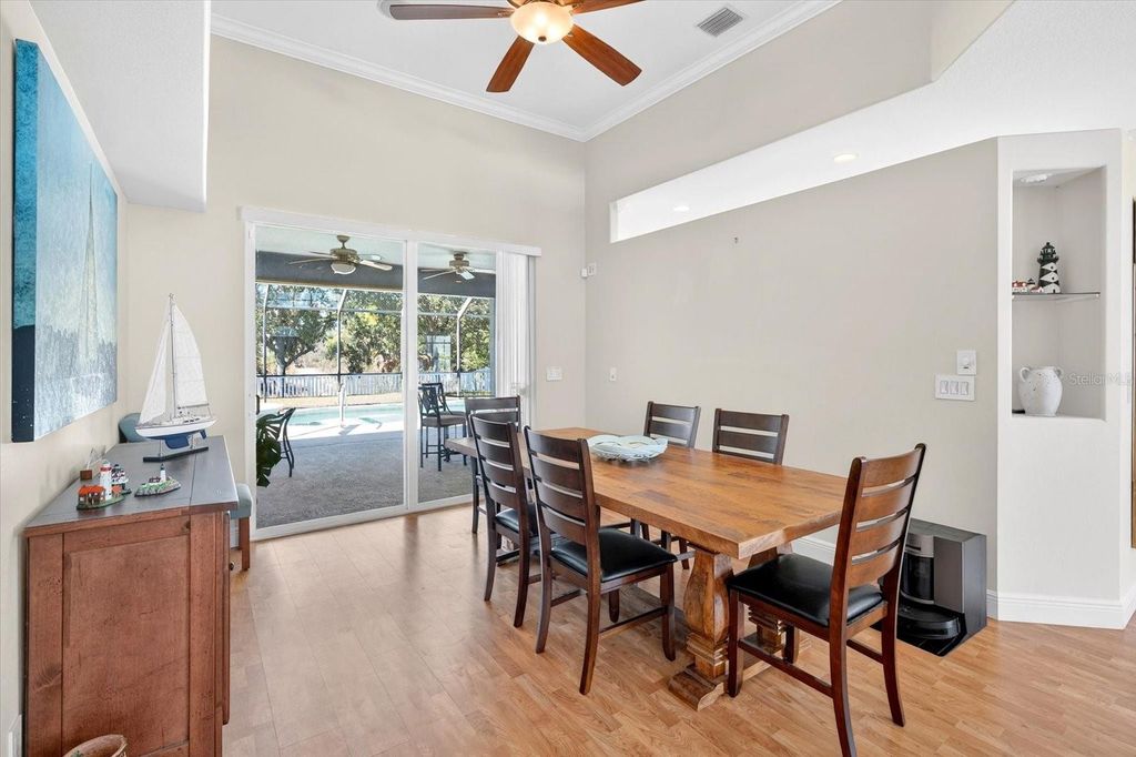 Image 12 of property listing at 4506 29TH AVENUE CIRCLE E, Palmetto, FL 34221