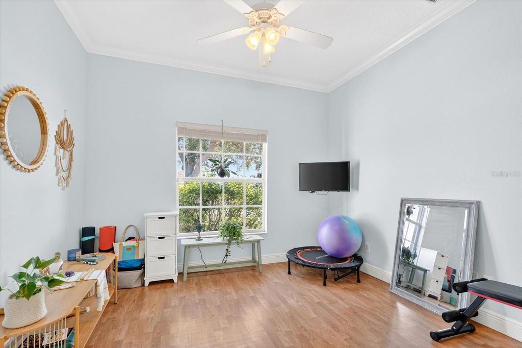 Image 13 of property listing at 4506 29TH AVENUE CIRCLE E, Palmetto, FL 34221