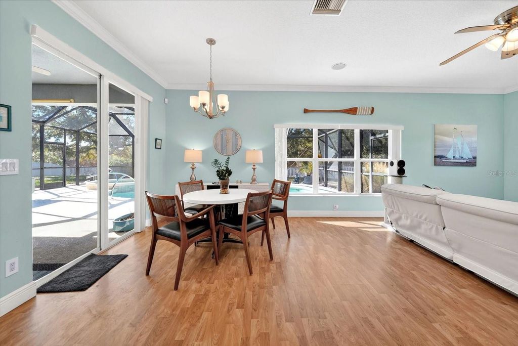 Image 19 of property listing at 4506 29TH AVENUE CIRCLE E, Palmetto, FL 34221