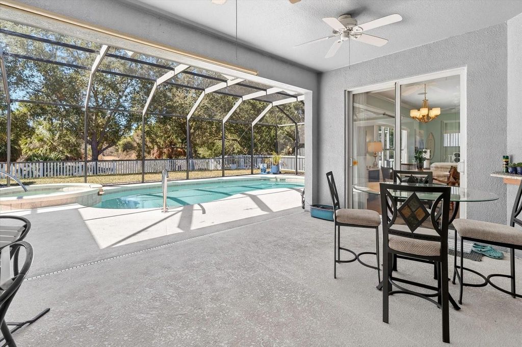 Image 27 of property listing at 4506 29TH AVENUE CIRCLE E, Palmetto, FL 34221