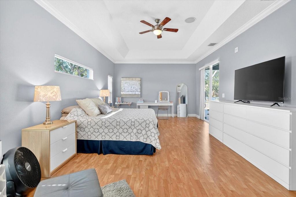 Image 38 of property listing at 4506 29TH AVENUE CIRCLE E, Palmetto, FL 34221