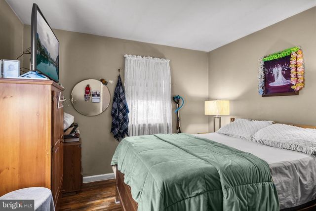 913 NORTHWOOD AVE, Cherry Hill, NJ 08002
