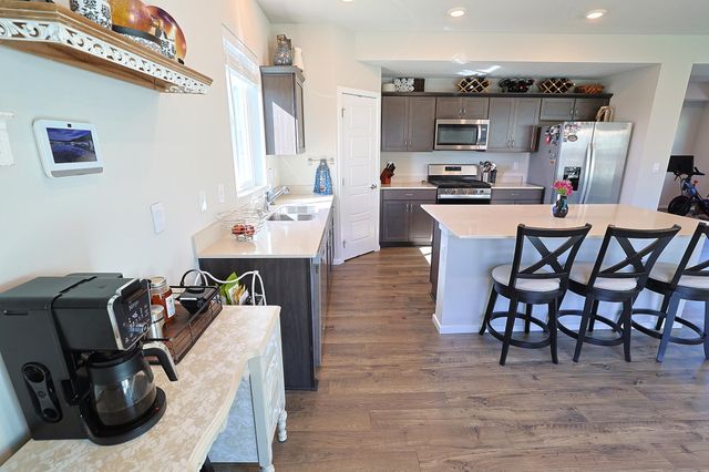 8211 S Avery Rd, Cheney, WA 99004