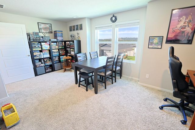 8211 S Avery Rd, Cheney, WA 99004