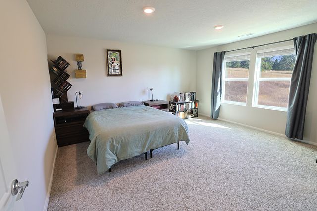 8211 S Avery Rd, Cheney, WA 99004