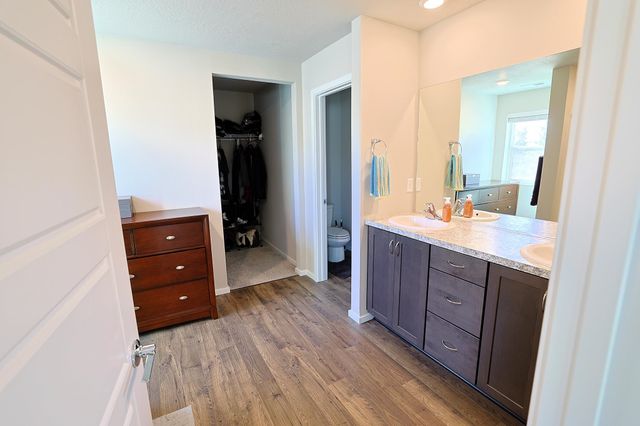 8211 S Avery Rd, Cheney, WA 99004