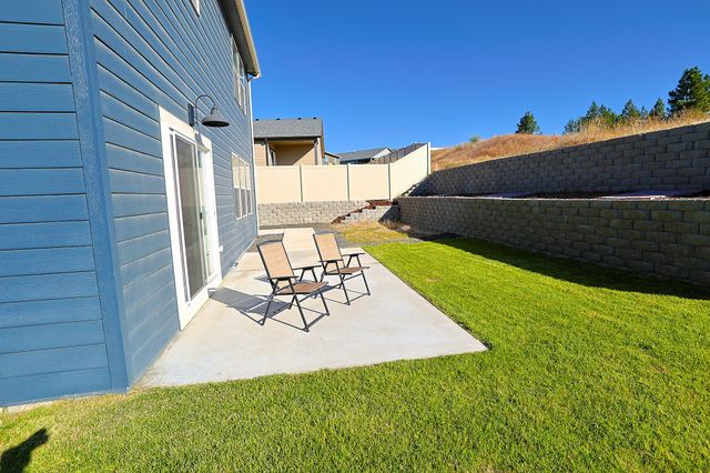 8211 S Avery Rd, Cheney, WA 99004